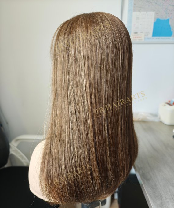 Lightweight medical wigs